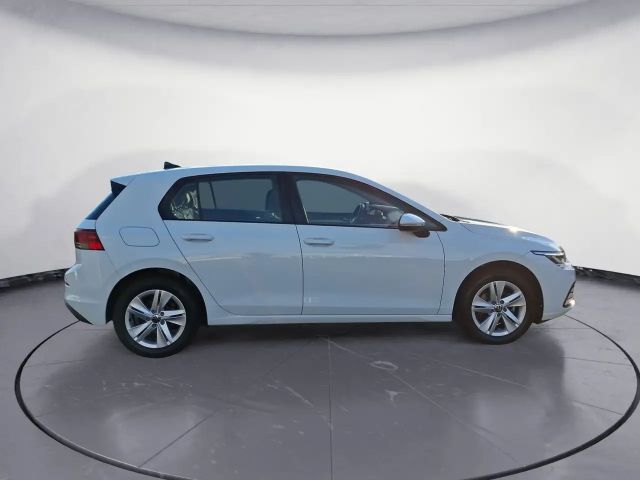 Volkswagen Golf DSG Life