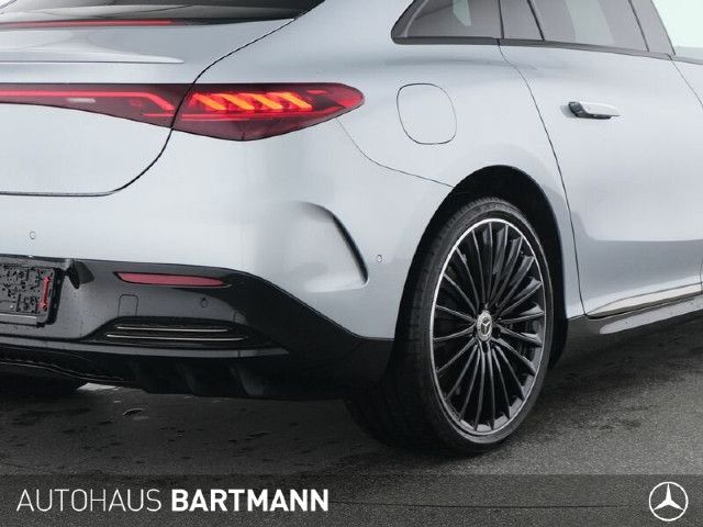 Mercedes-Benz EQE 300 Sedan