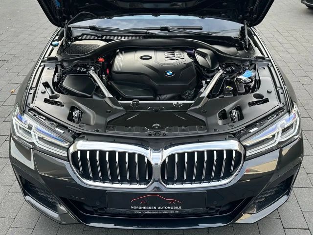 BMW 530 530i M-Sport Touring xDrive