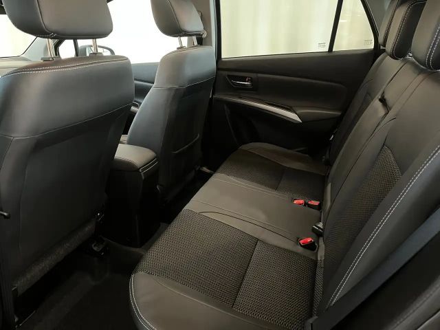 Suzuki S-Cross AllGrip Hybrid