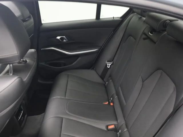 BMW 318 M-Sport Sedan