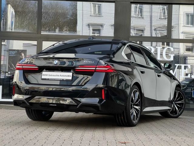 BMW 520 520d M-Sport Sedan xDrive