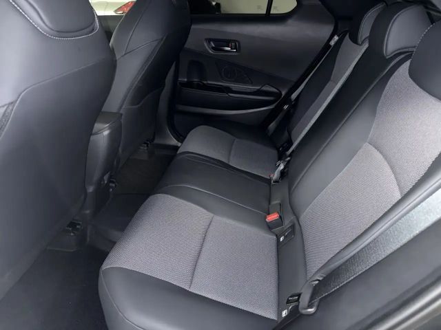 Toyota C-HR Lounge Plug-in