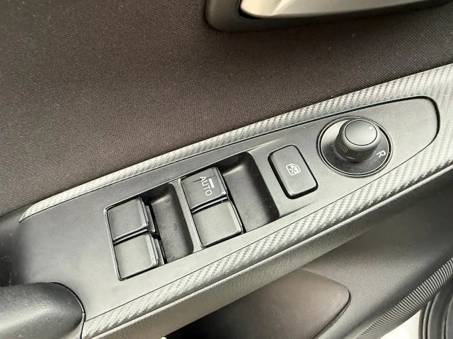 Mazda 2 Homura SkyActiv e-Skyactiv