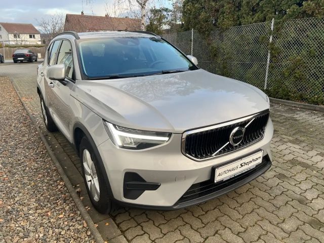 Volvo XC40 T2 Essential Autom. AHK GARANTIE