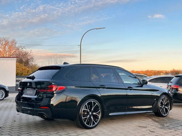 BMW 530 530d M-Sport Touring xDrive