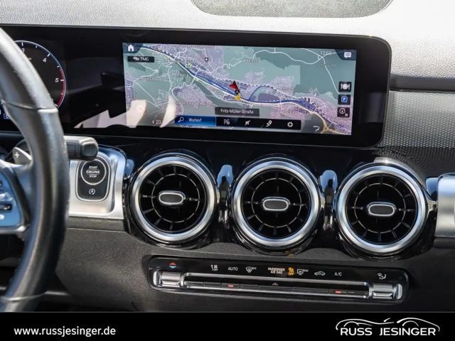 Mercedes-Benz GLB 220 4MATIC GLB 220 d Style