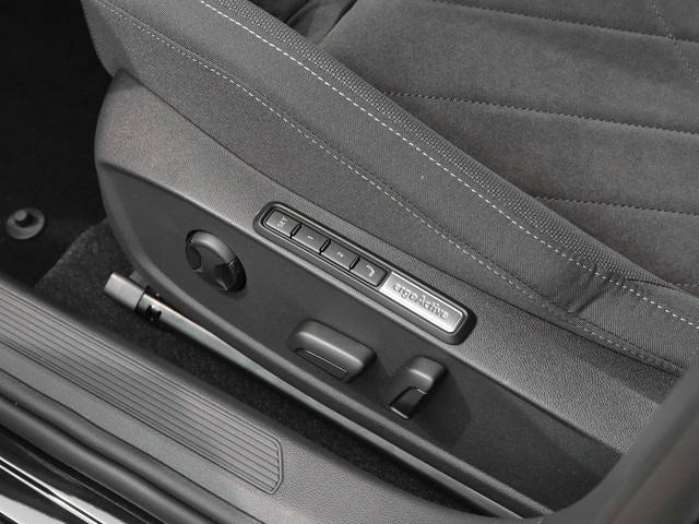 Volkswagen Golf DSG Golf VIII Style Variant