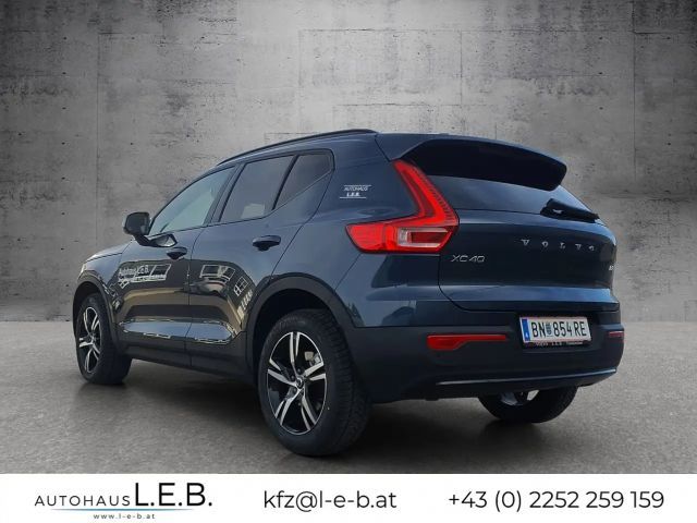 Volvo XC40 Dark Plus