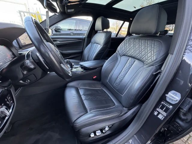 BMW 520 520d M-Sport Touring