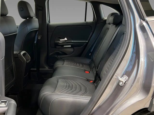 Mercedes-Benz GLA 200 GLA 200 d