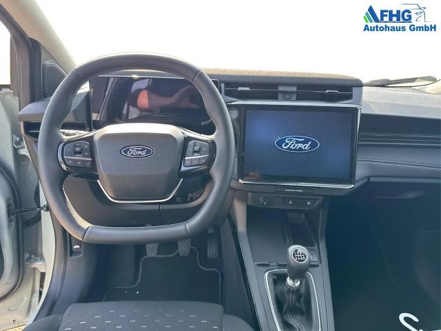 Ford Puma EcoBoost Titanium