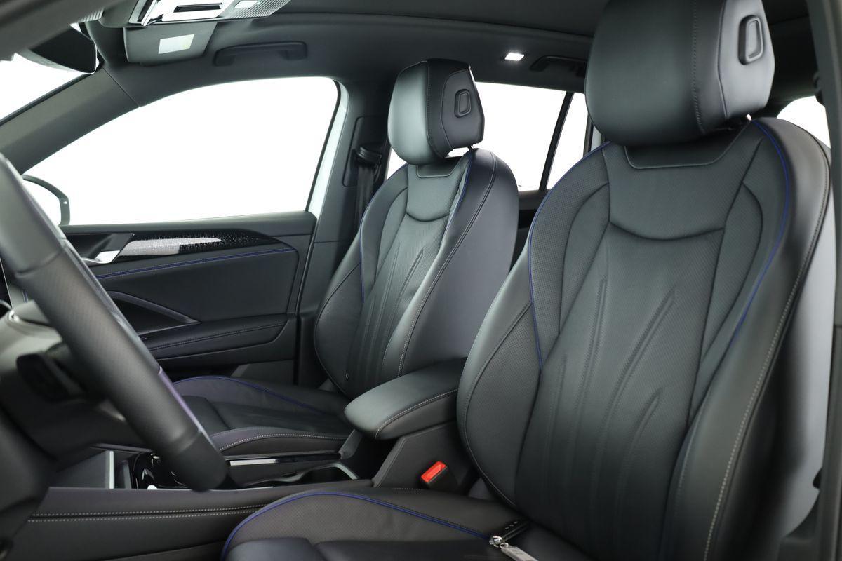 Volkswagen Tiguan 2.0 TSI DSG IQ.Drive R-Line