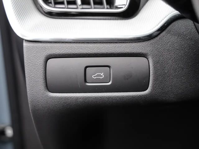 Volvo XC60 Dark Plus