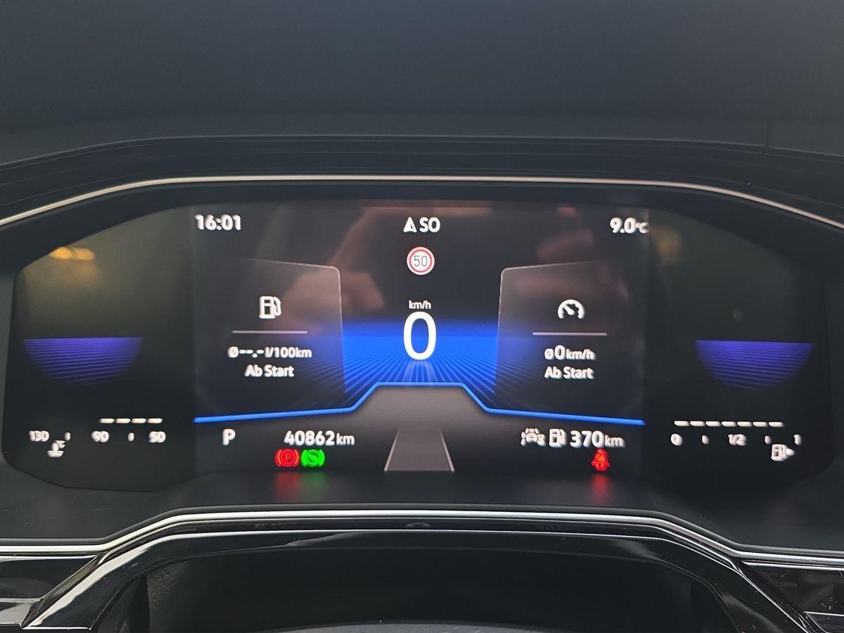 Volkswagen Polo 1.0 TSI DSG R-Line