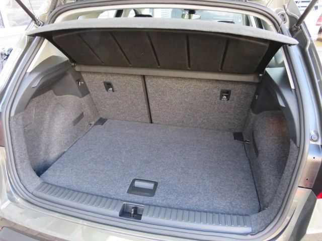 Seat Arona 1.0 TSI Connect DSG Style