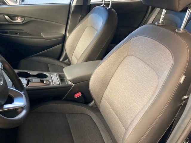 Hyundai Kona 2WD Electric Select