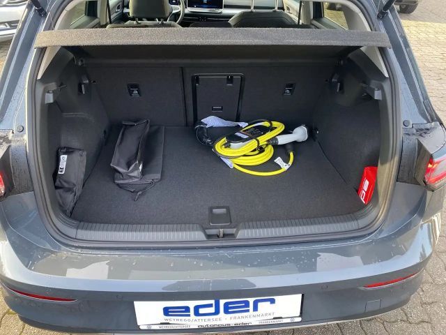 Volkswagen Golf DSG Style eHybrid