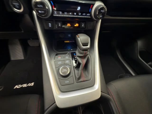 Toyota RAV4 Plug-in Team D