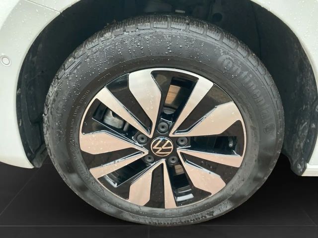 Volkswagen Touran 1.5 TSI DSG IQ.Drive