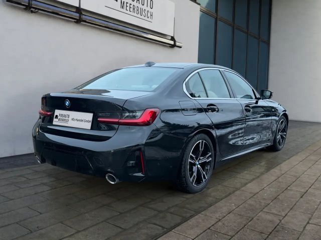 BMW 320 320d M-Sport Sedan