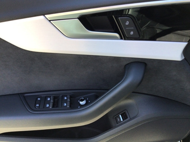 Audi A4 40 TDI Avant Quattro S-Line S-Tronic