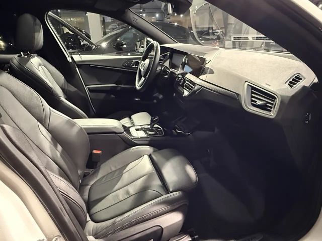 BMW 220 220i Coupé M-Sport