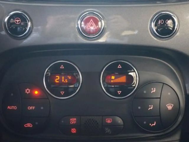 Fiat 500 500 1,0 MHD CLUB UCONNECT PDC KLIMAAUTOMATIK NSW