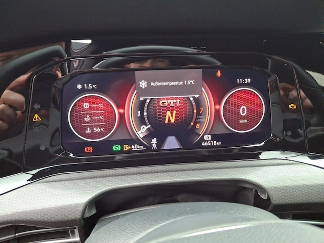 Volkswagen Golf 2.0 TSI DSG GTI