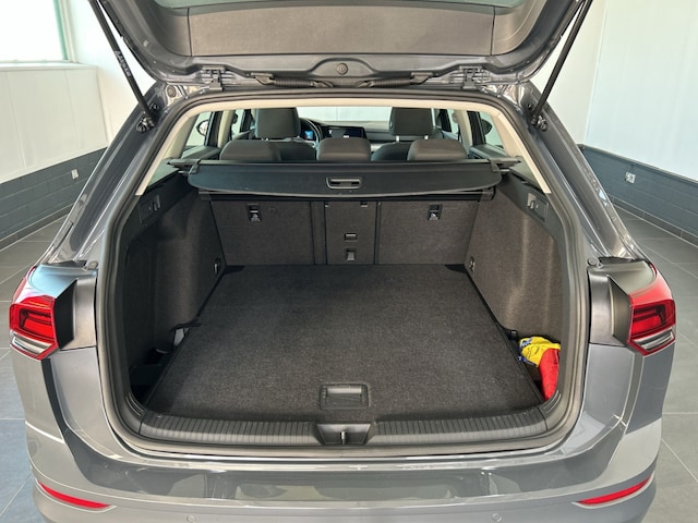 Volkswagen Golf 1.5 eTSI DSG Life Variant