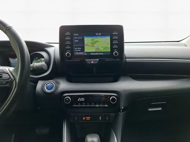 Toyota Yaris Hatchback Hybride Team D