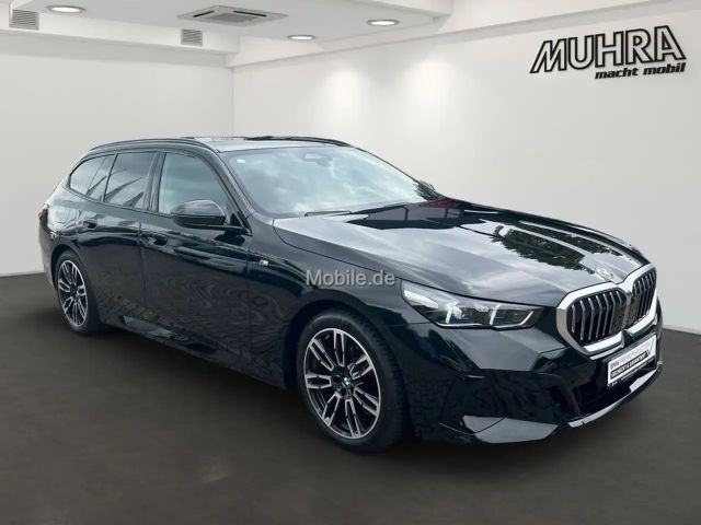 BMW 520 520d M-Sport Touring