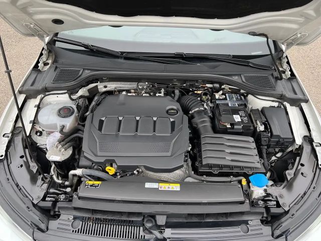 Volkswagen Golf DSG Life Variant