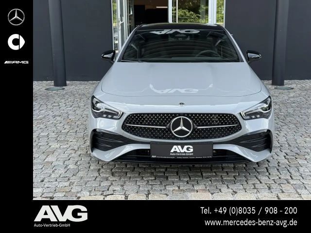 Mercedes-Benz CLA 200 AMG Line Shooting Brake
