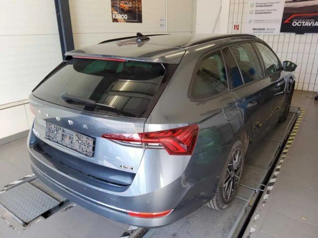 Skoda Octavia 1.5 TSI Clever Combi