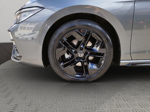 Volkswagen Passat 2.0 TDI DSG IQ.Drive R-Line