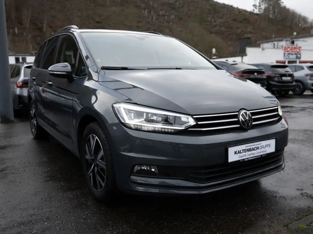 Volkswagen Touran 1.5 TSI Comfortline