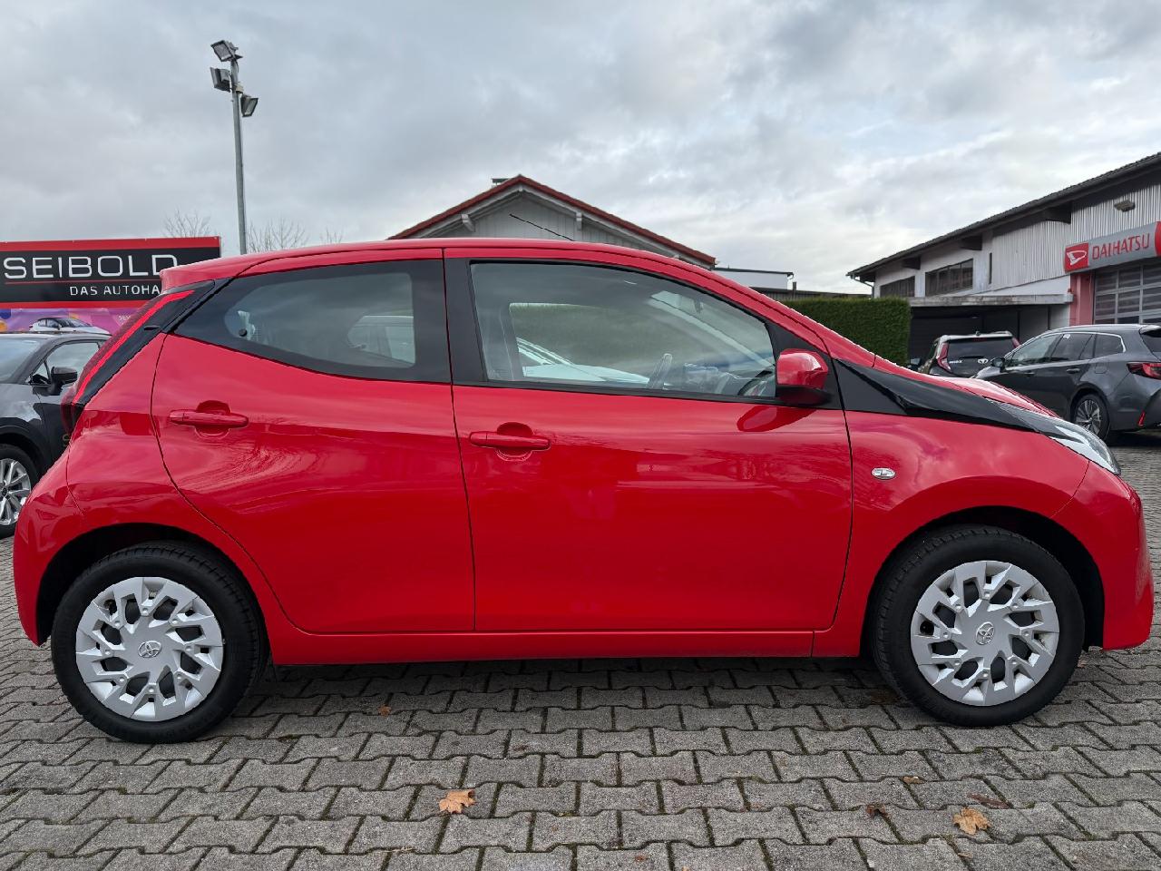 Toyota Aygo 5-deurs Play X-play
