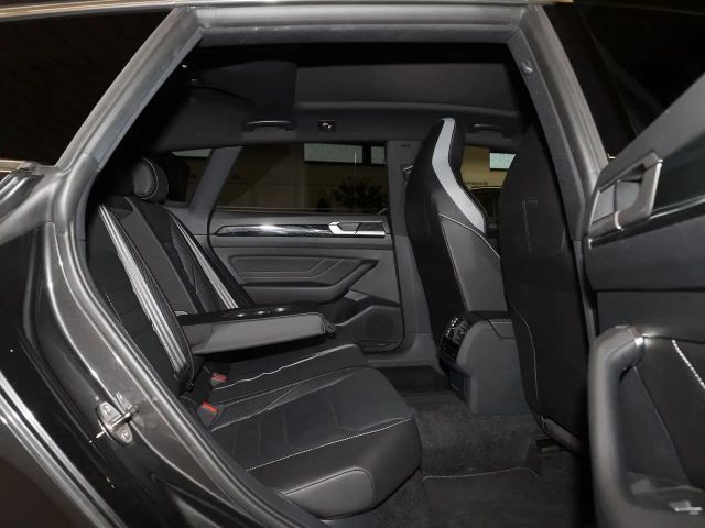 Volkswagen Arteon Hybrid R-Line