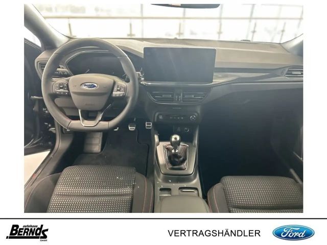 Ford Focus EcoBoost ST Line