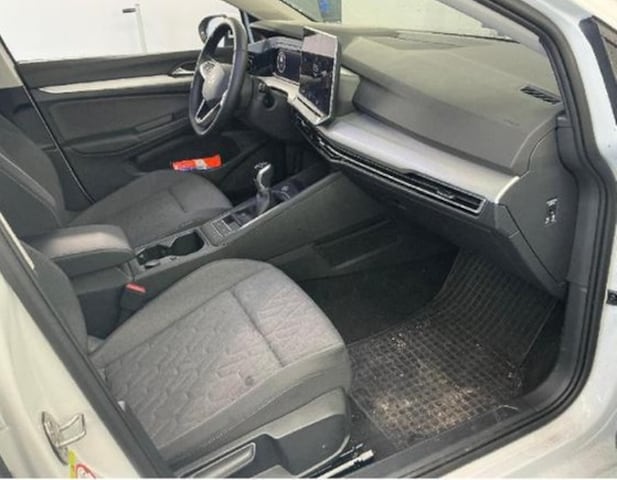 Volkswagen Golf Life Variant