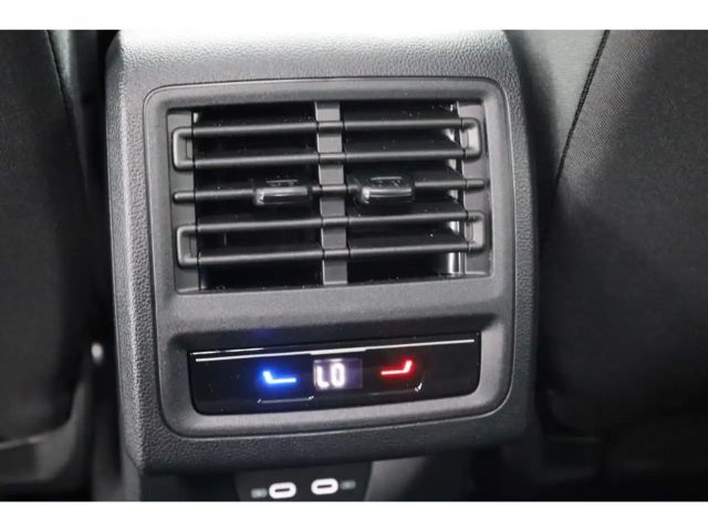 Volkswagen Golf 2.0 TSI GTI IQ.Drive