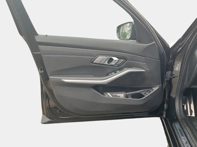 BMW 330 330i M-Sport Touring