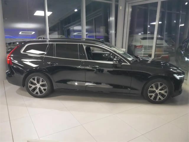 Volvo V60 Core