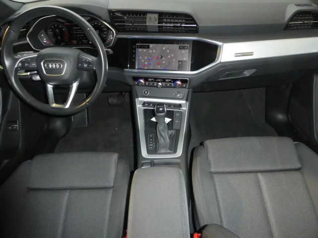 Audi Q3 45 TFSI Hybride