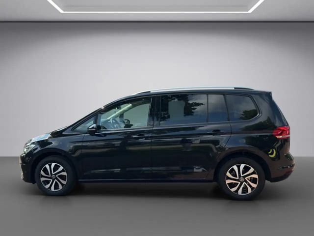 Volkswagen Touran 1.5 TSI DSG