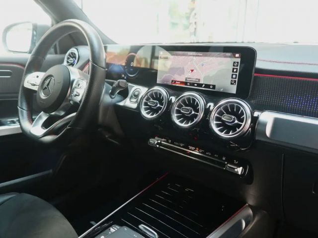 Mercedes-Benz EQB 350 4MATIC AMG Line