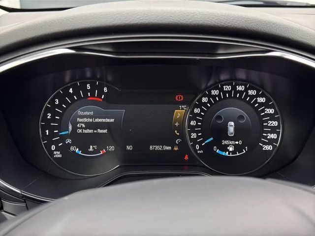 Ford Mondeo Titanium