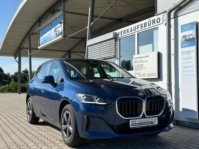 BMW 220 220i Active Tourer