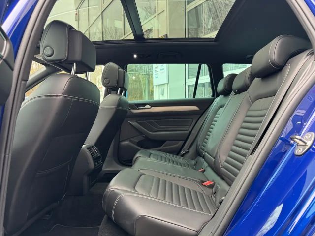 Volkswagen Passat 2.0 TDI IQ.Drive R-Line